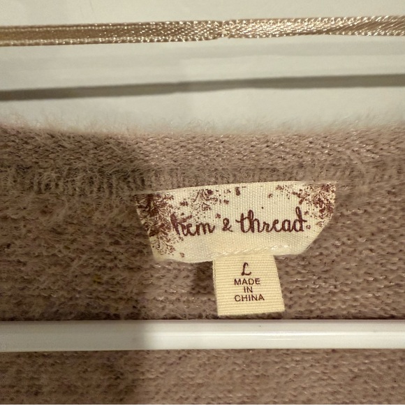 Hem & Thread Cozy Cream Fuzzy Knit Deep Scoop Neck Sweater - Picture 3 of 6